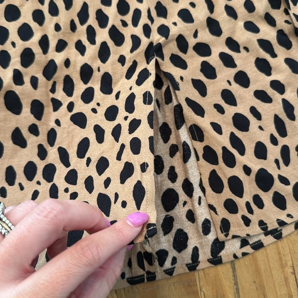 Reformation Animal Print Mini Skirt - Size 4 - Picture 2 of 4